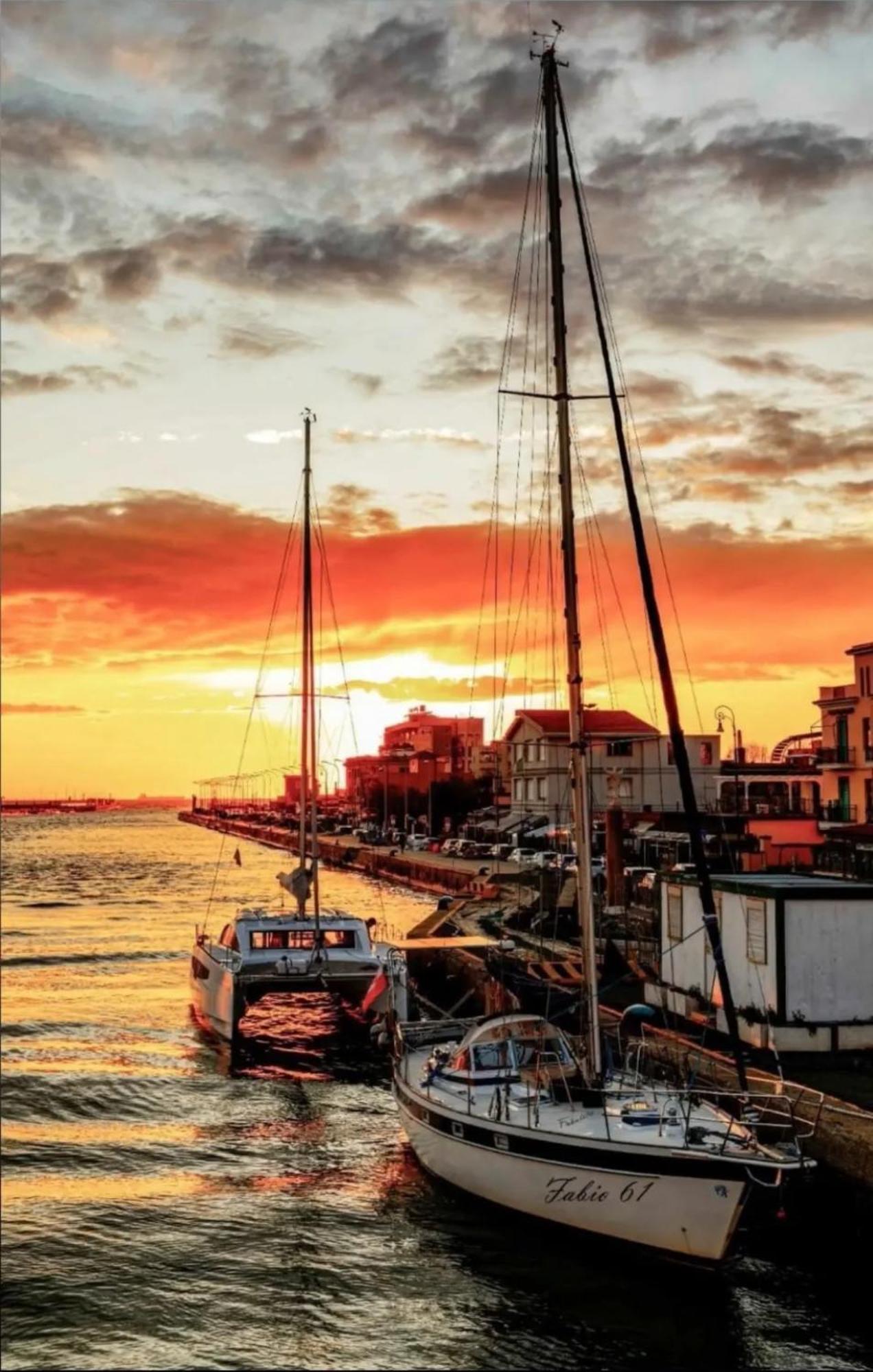 Vista Mare Fiumicino Villa Eksteriør bilde